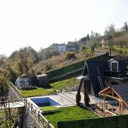 Mountain Dag Evi