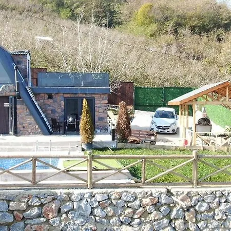 Mountain Dag Evi בית נופש