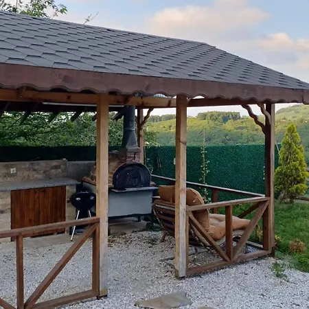 בית נופש Mountain Dag Evi